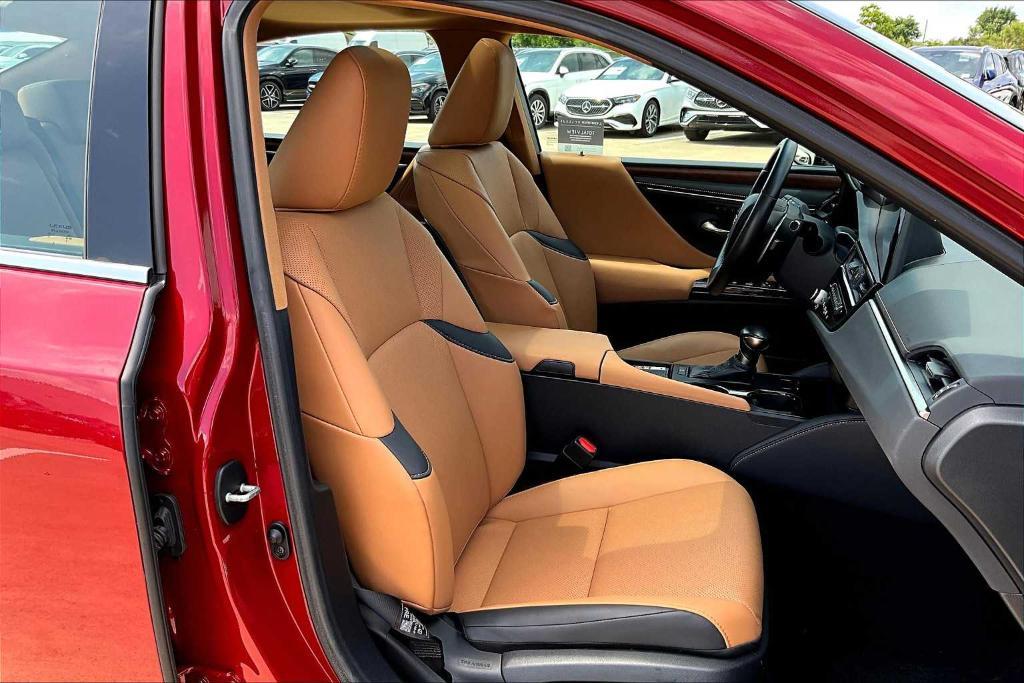 used 2023 Lexus ES 250 car, priced at $36,995