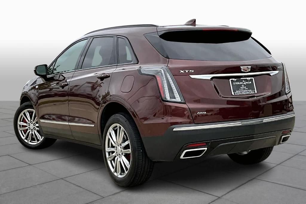 used 2022 Cadillac XT5 car, priced at $34,995