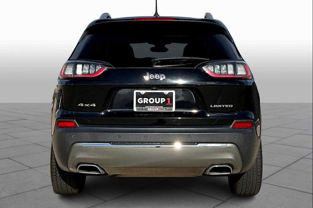 used 2019 Jeep Cherokee car, priced at $18,995
