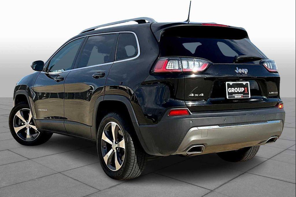 used 2019 Jeep Cherokee car, priced at $18,995