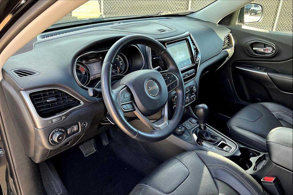 used 2019 Jeep Cherokee car, priced at $18,995