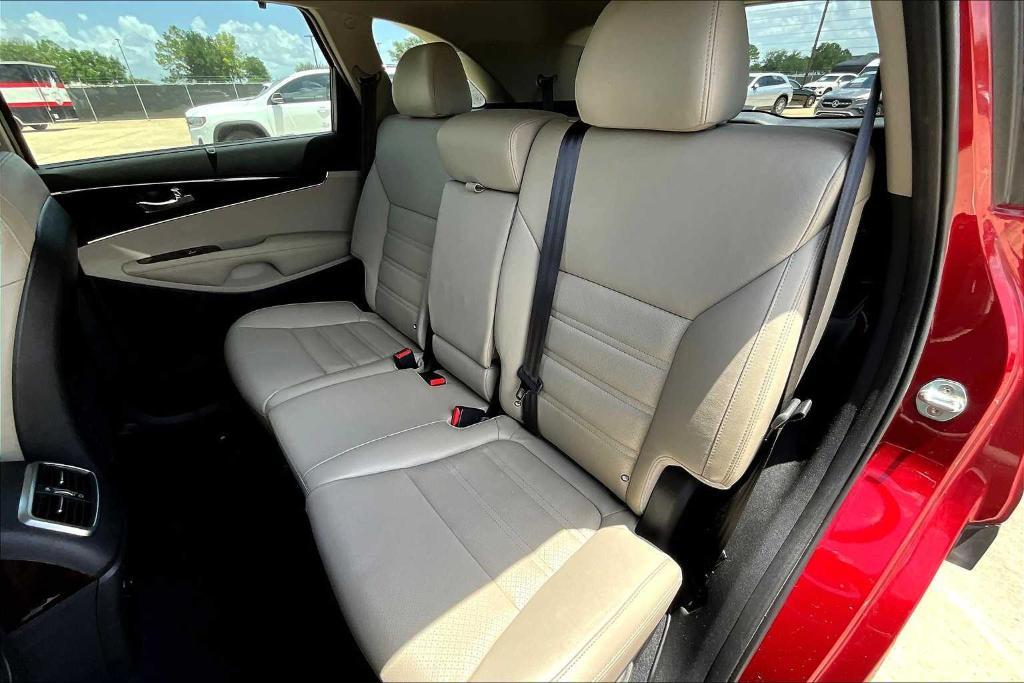 used 2018 Kia Sorento car, priced at $15,495