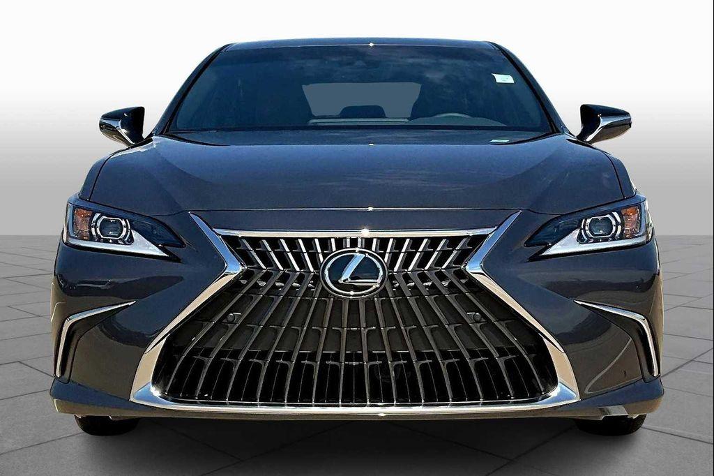 new 2025 Lexus ES 300h car, priced at $52,209