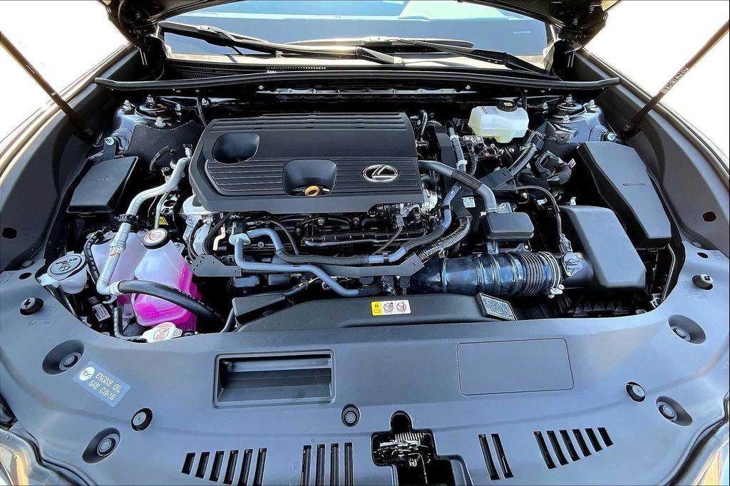 new 2025 Lexus ES 300h car, priced at $52,209
