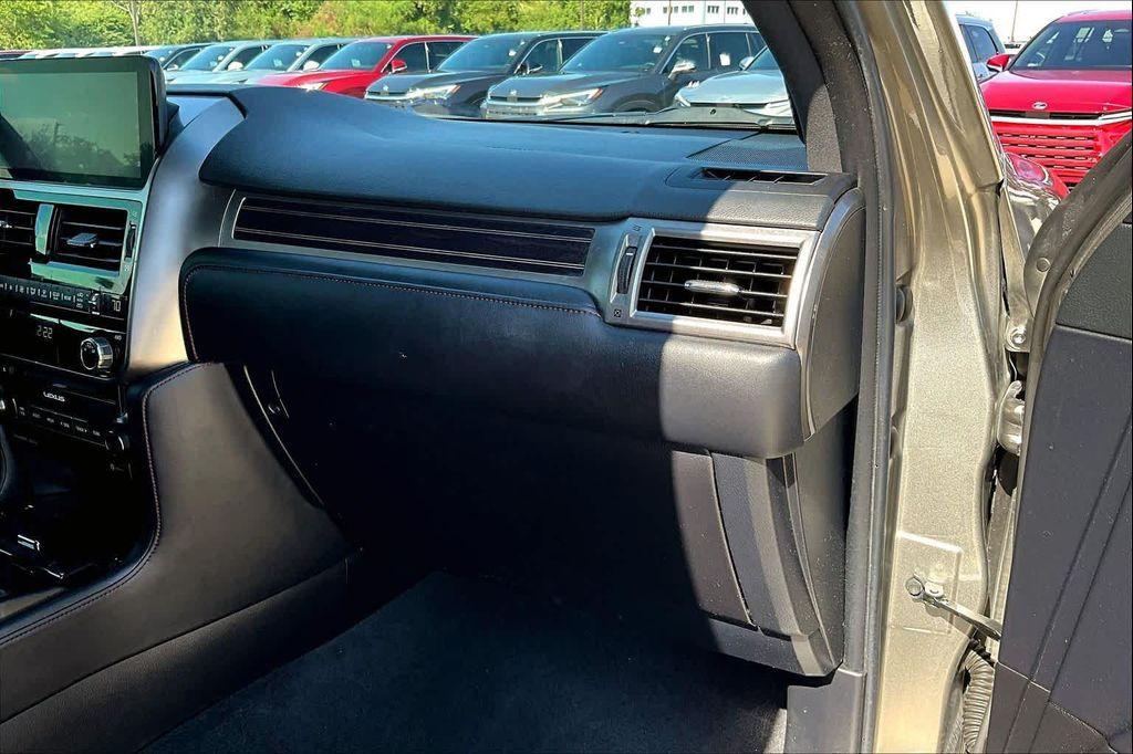 used 2022 Lexus GX 460 car, priced at $38,995