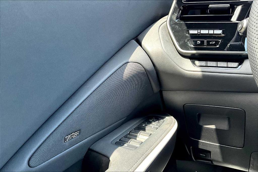 new 2025 Lexus TX 500h car, priced at $74,400