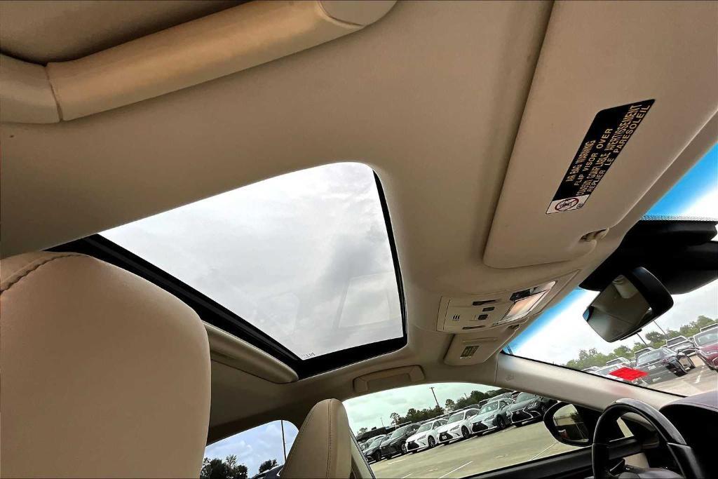 used 2017 Lexus ES 350 car, priced at $20,495