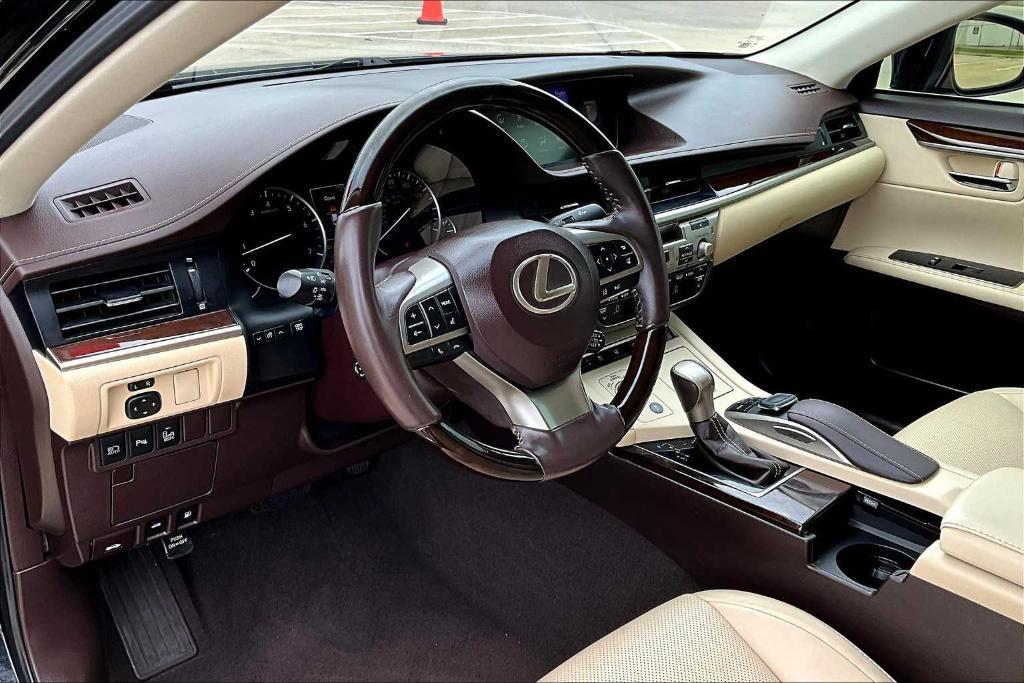 used 2017 Lexus ES 350 car, priced at $20,495