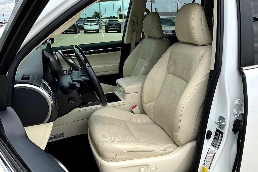 used 2022 Lexus GX 460 car, priced at $52,495