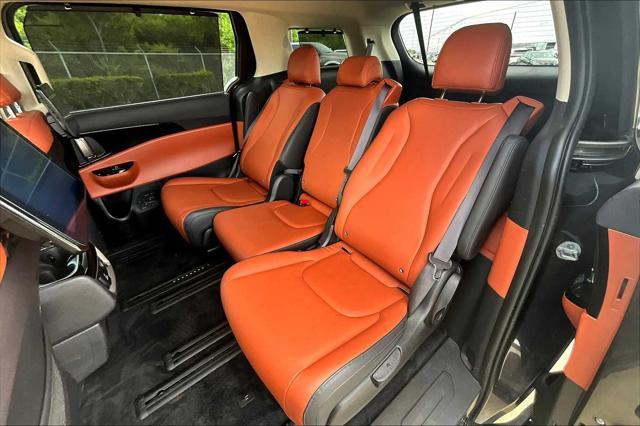used 2024 Kia Carnival car, priced at $38,995
