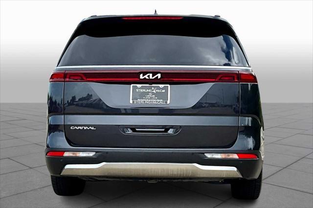 used 2024 Kia Carnival car, priced at $38,995