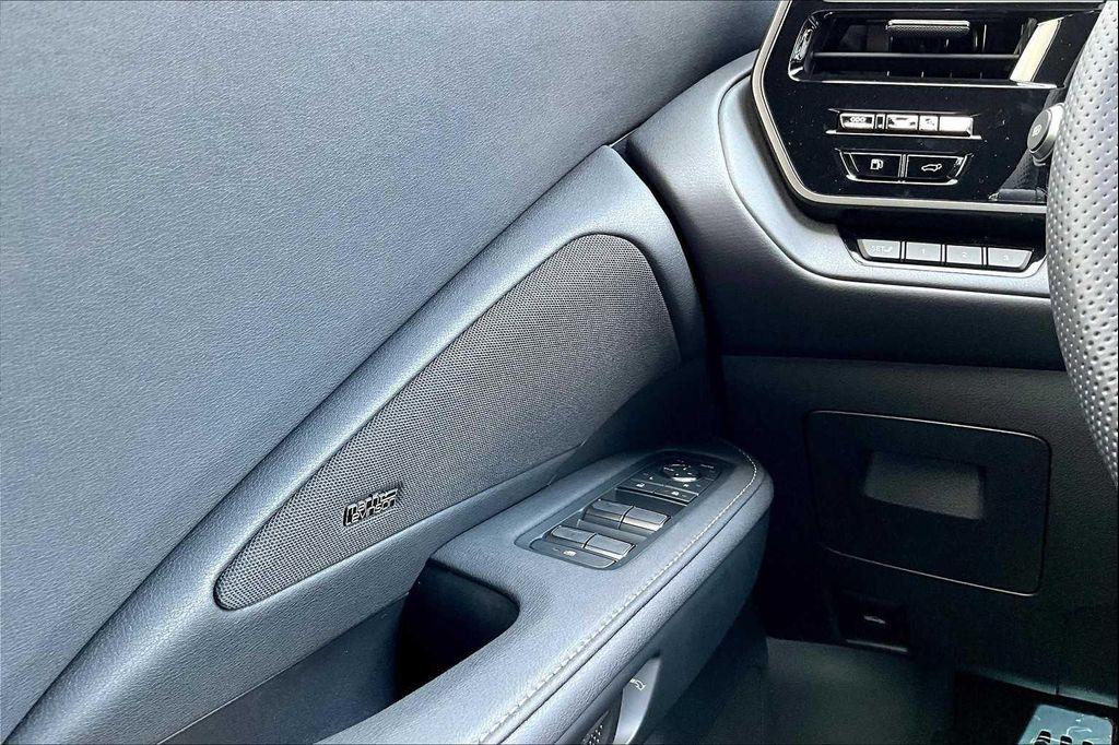 new 2025 Lexus TX 500h car, priced at $79,823