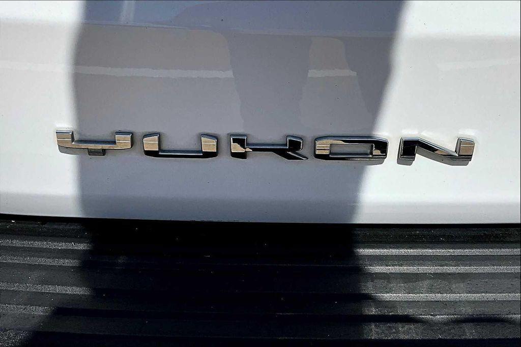 used 2021 GMC Yukon car, priced at $57,495