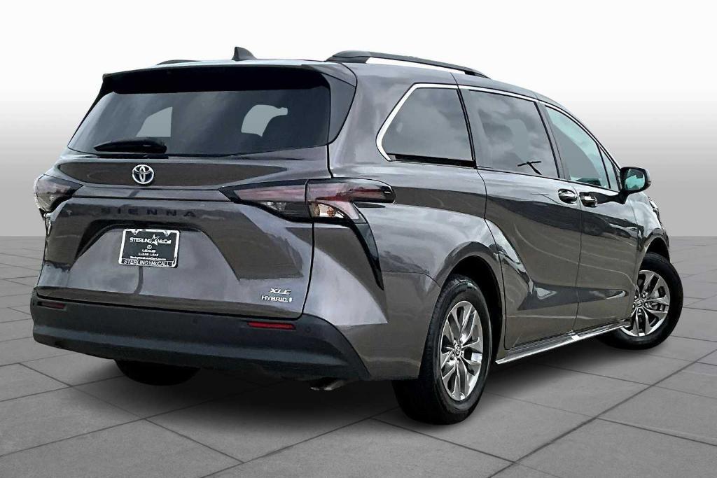 used 2023 Toyota Sienna car, priced at $38,995