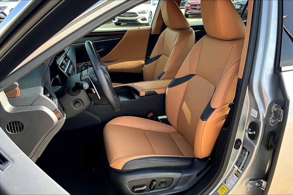 used 2024 Lexus ES 350 car, priced at $43,995