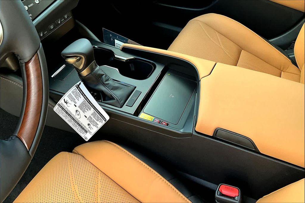 new 2025 Lexus ES 350 car, priced at $57,144