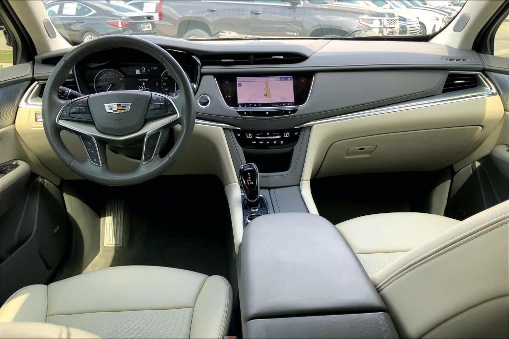 used 2021 Cadillac XT5 car, priced at $27,995