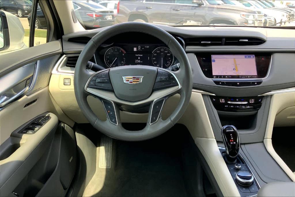 used 2021 Cadillac XT5 car, priced at $27,995