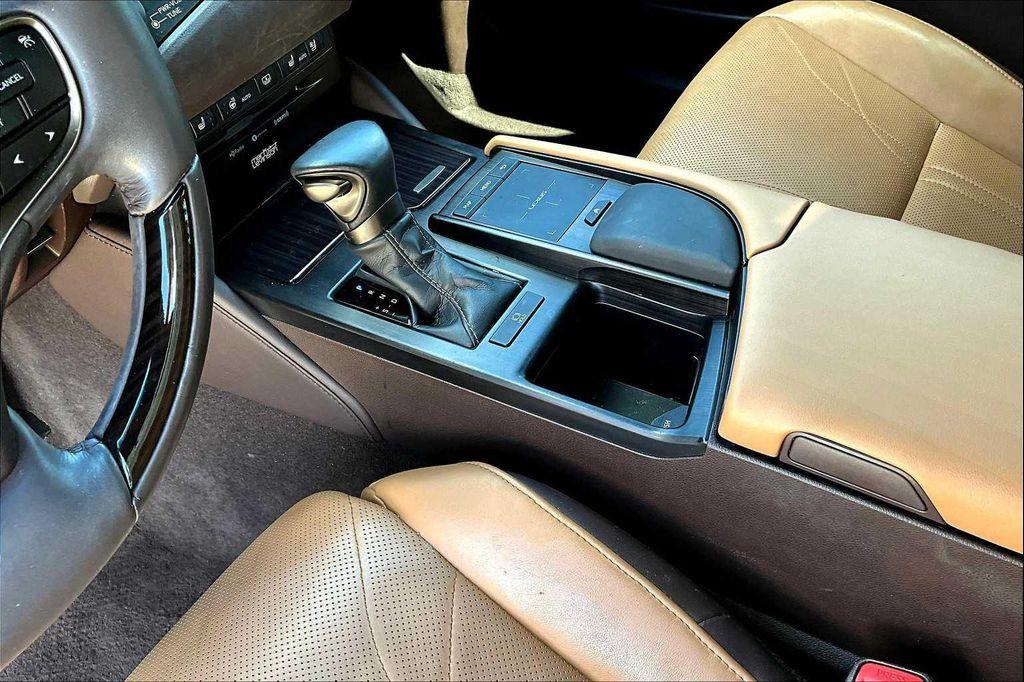 used 2020 Lexus ES 350 car, priced at $31,995