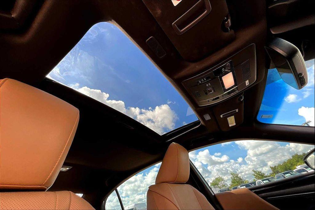 used 2020 Lexus ES 350 car, priced at $31,995