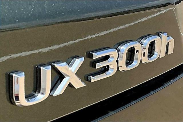 new 2025 Lexus UX 300h car, priced at $43,849