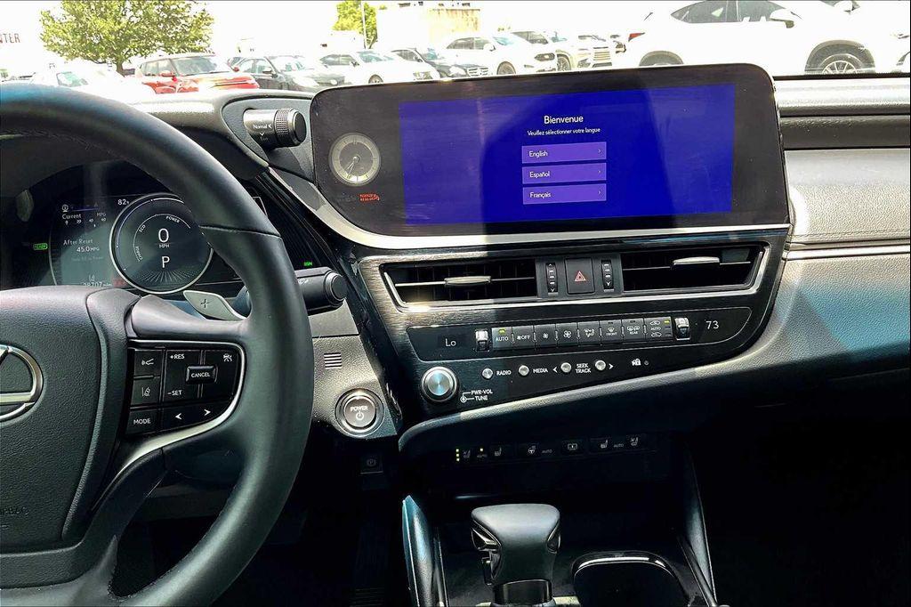 used 2024 Lexus ES 300h car, priced at $40,995
