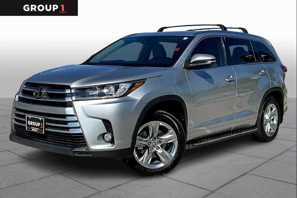 used 2018 Toyota Highlander car, priced at $23,895
