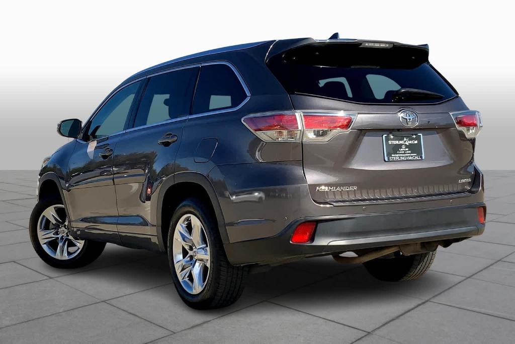 used 2015 Toyota Highlander car, priced at $20,382