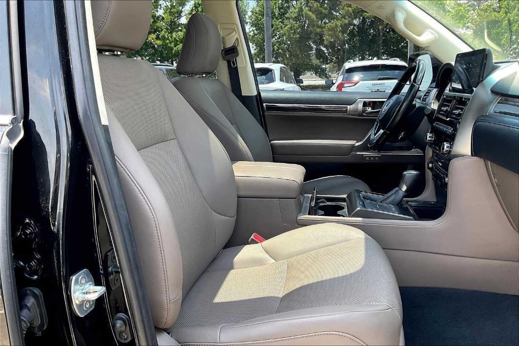 used 2023 Lexus GX 460 car, priced at $59,995