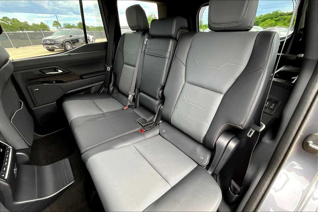 used 2025 Lexus GX 550 car, priced at $98,995