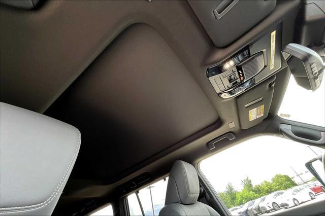 used 2025 Lexus GX 550 car, priced at $93,995