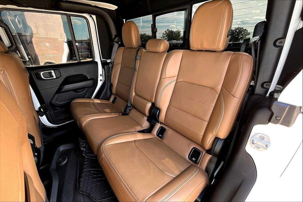 used 2022 Jeep Gladiator car, priced at $32,995