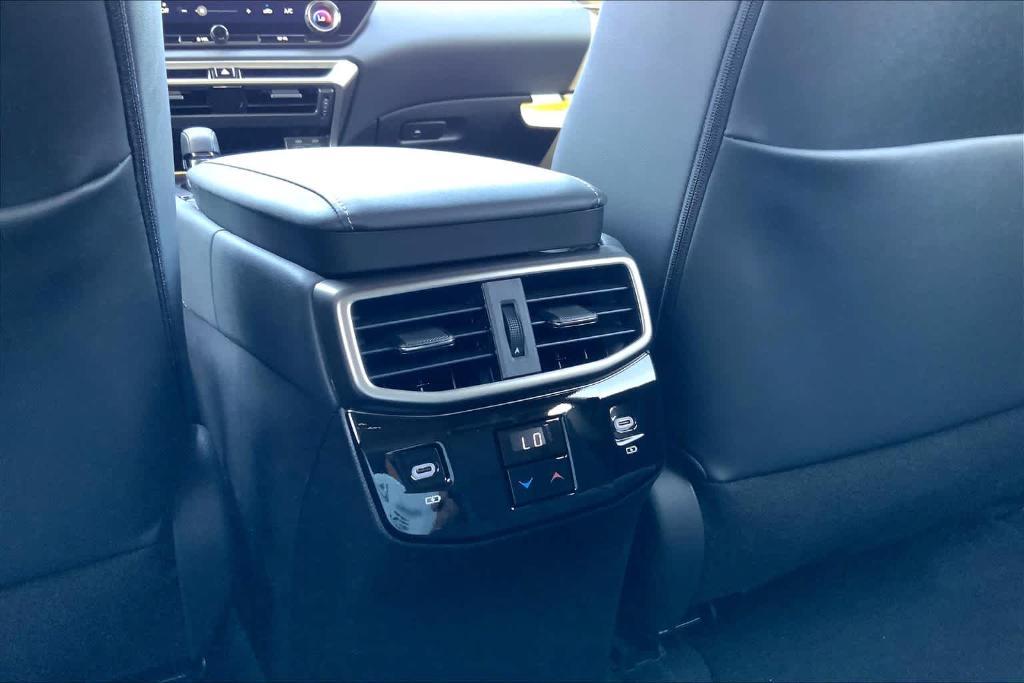 new 2025 Lexus RX 350h car, priced at $60,189