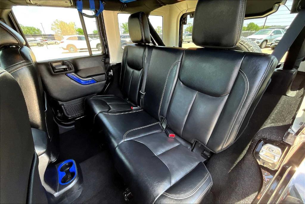 used 2016 Jeep Wrangler Unlimited car, priced at $19,995