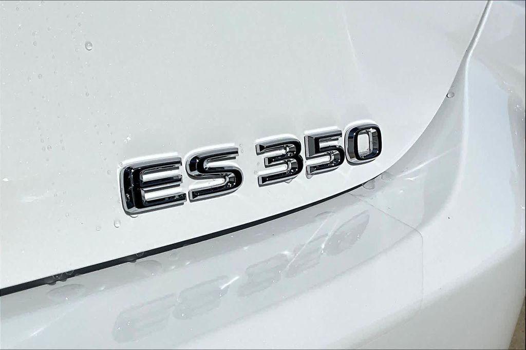 new 2025 Lexus ES 350 car, priced at $54,849
