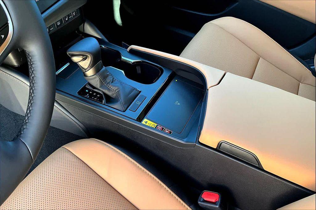 new 2025 Lexus ES 350 car, priced at $54,849