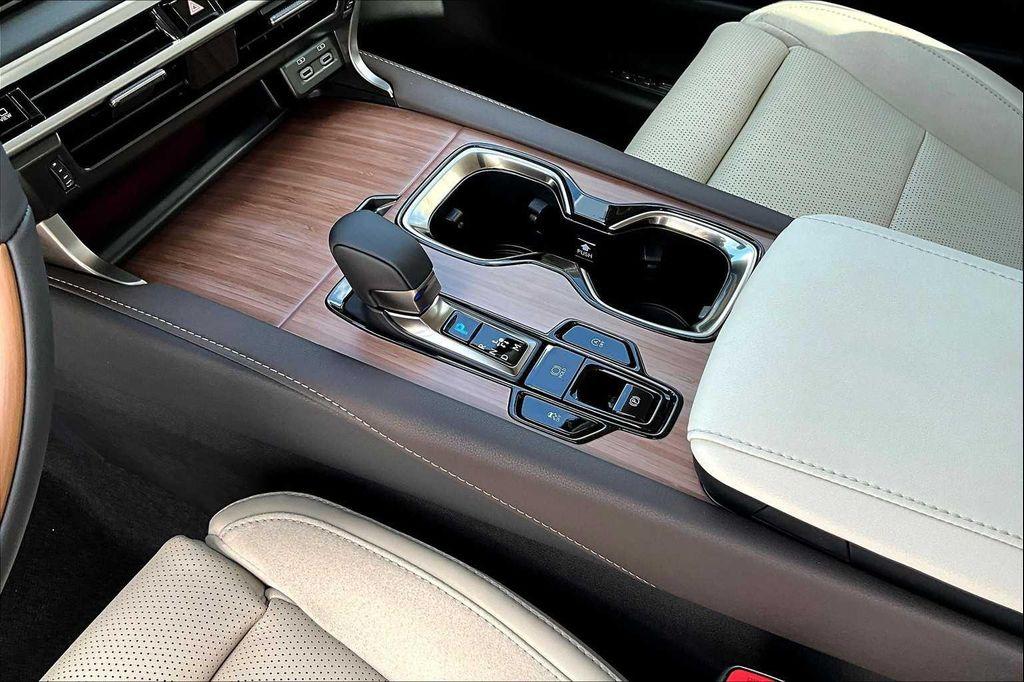new 2025 Lexus RX 350 car, priced at $66,119