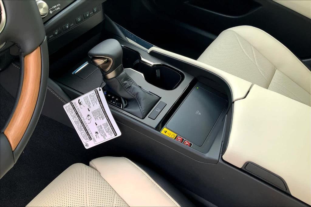 new 2025 Lexus ES 350 car, priced at $56,424