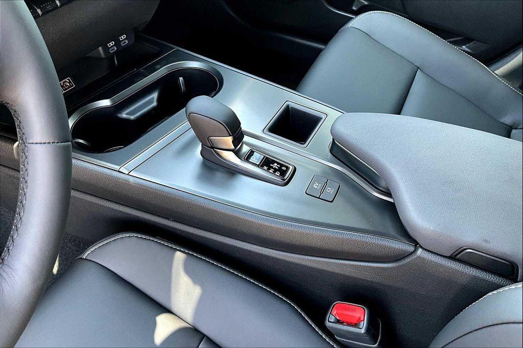 new 2025 Lexus UX 300h car, priced at $40,924