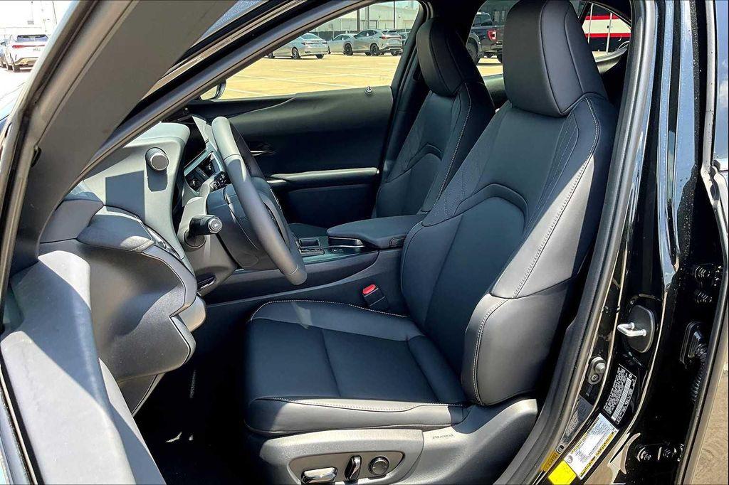 new 2025 Lexus UX 300h car, priced at $40,924