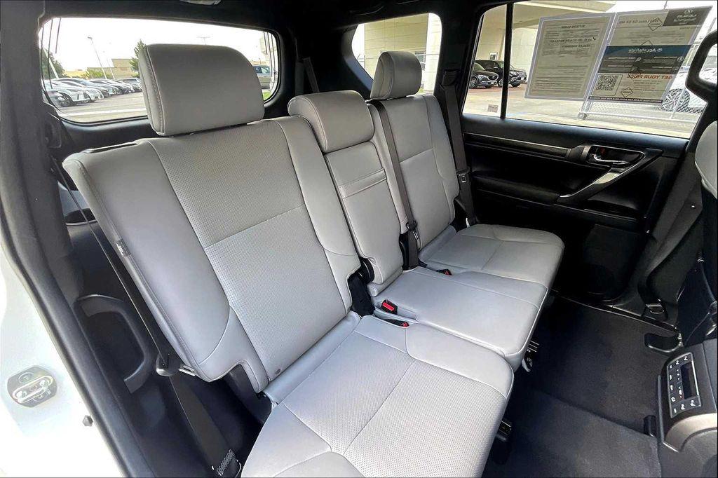 used 2023 Lexus GX 460 car, priced at $53,995
