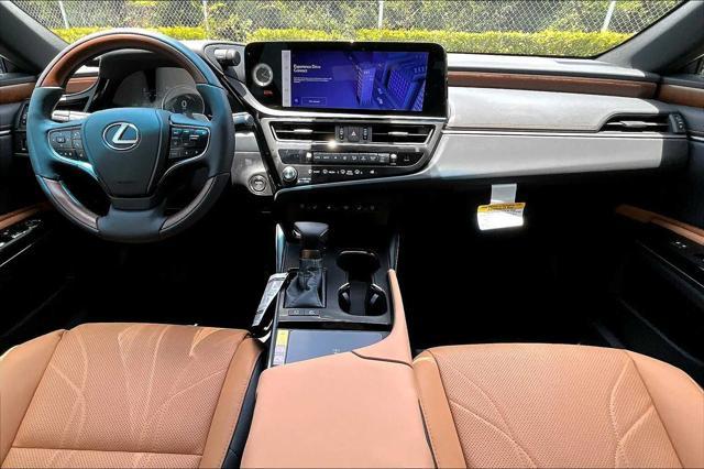 new 2025 Lexus ES 300h car, priced at $54,435