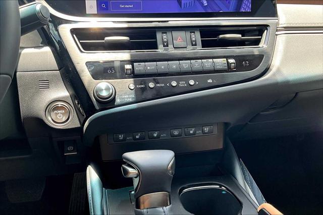 new 2025 Lexus ES 300h car, priced at $54,435