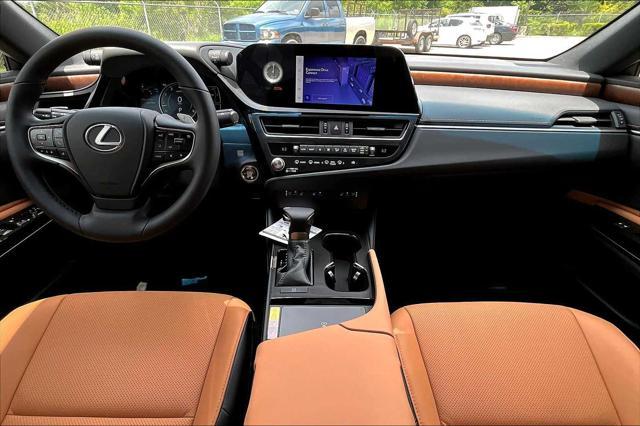 used 2025 Lexus ES 350 car, priced at $45,995