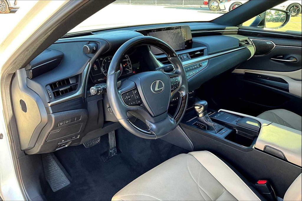 used 2021 Lexus ES 350 car, priced at $38,495