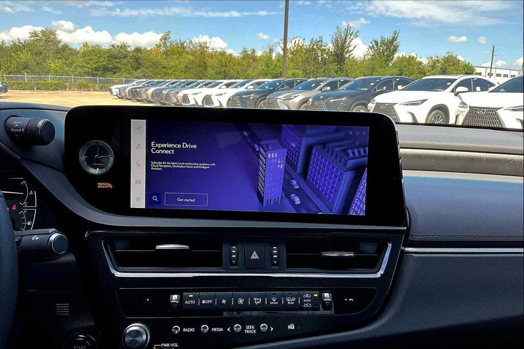 new 2025 Lexus ES 350 car, priced at $50,719