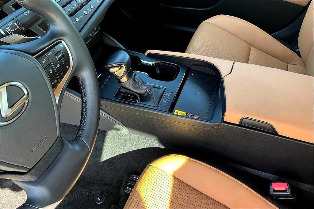 used 2025 Lexus ES 300h car, priced at $51,995