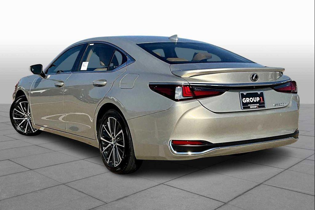 used 2025 Lexus ES 300h car, priced at $51,995