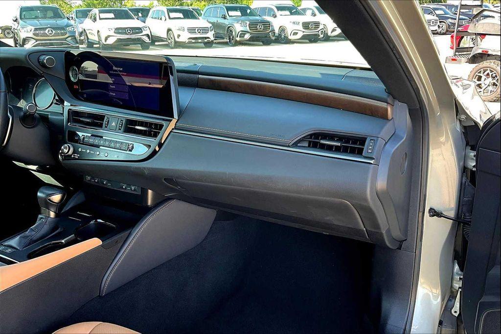 used 2025 Lexus ES 300h car, priced at $51,995