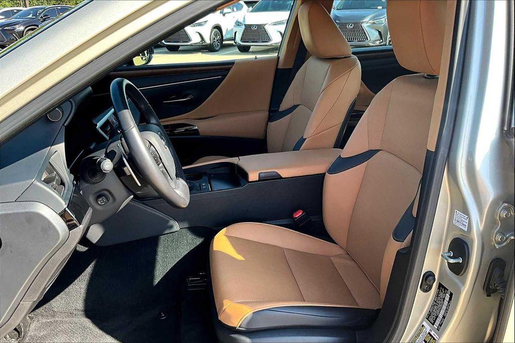 used 2025 Lexus ES 300h car, priced at $51,995